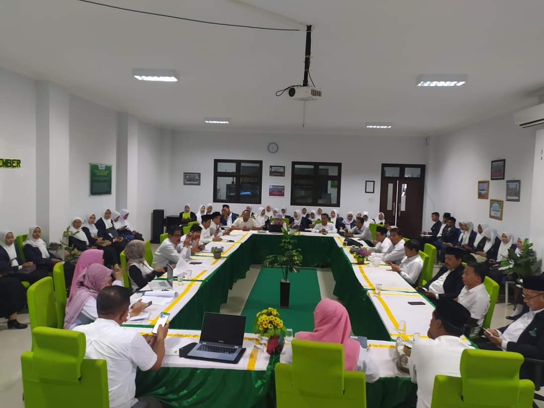 Siapkan Program Asistensi, Pengelola FTIK Gelar Sosialisasi Kebijakan Program Asistensi dan Seleksi Mahasiswa Baru